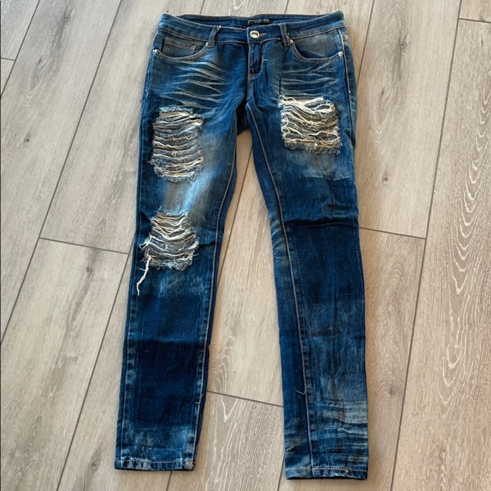 🛍 Low Rise Distressed Skinny Jeans